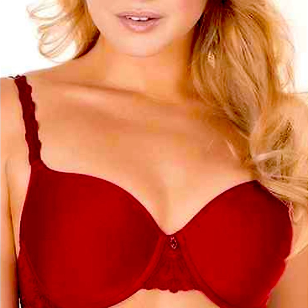 NWT Chantelle Passion Red T-Shirt Comfortable Bra